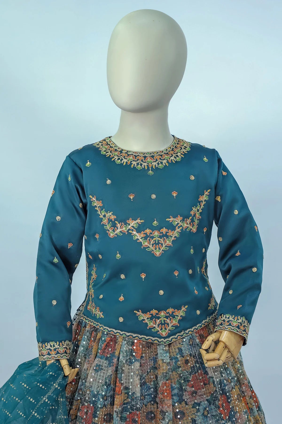 Girls Embroidered Lehenga Choli 3 Piece Suit kk-40