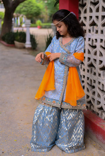 Girl Garara suit