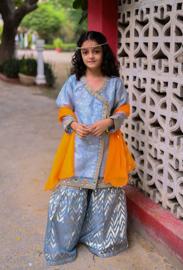 Girl Garara suit